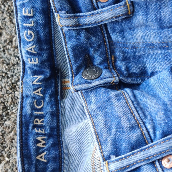 American Eagle distressed jeans - Picture 7 of 7